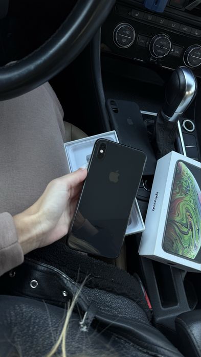 Продам Айфон Хs Max 10