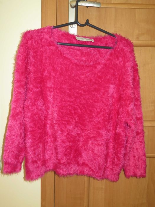 Pluszowy sweter damski rozm.L