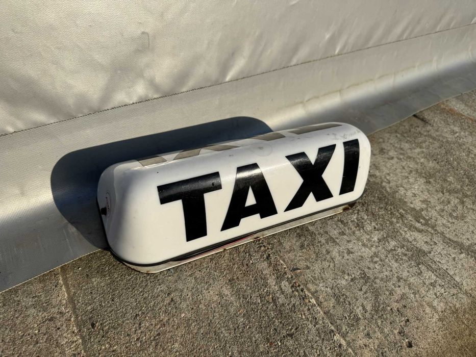 TAXI lampa na magnes