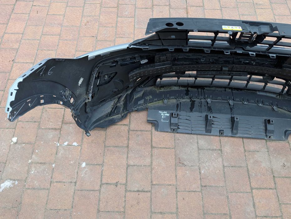 Vw tiguan allspace II lift 20  zderzak przod 5nn 5NN807221b