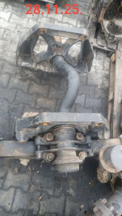 Ось балансира задней подвески Краз-260 в сборе (с хранения)