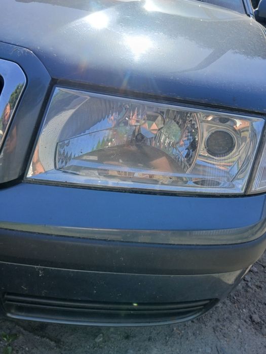 Lampy przednie Octavia 1