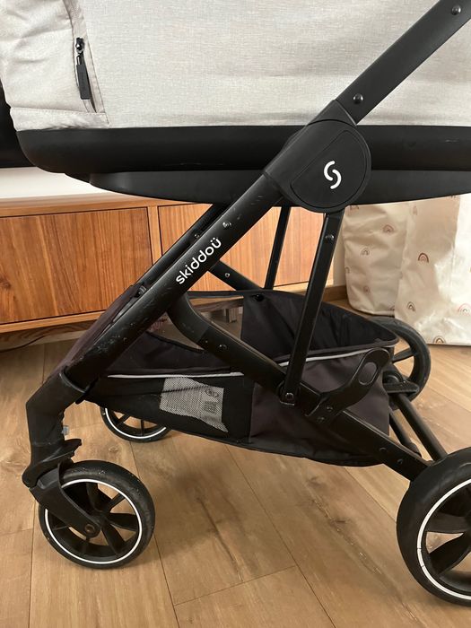 Wózek skiddou moss jak cybex balios