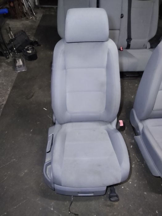 Fotele boczki VW Golf V plus Europa oryginał komplet