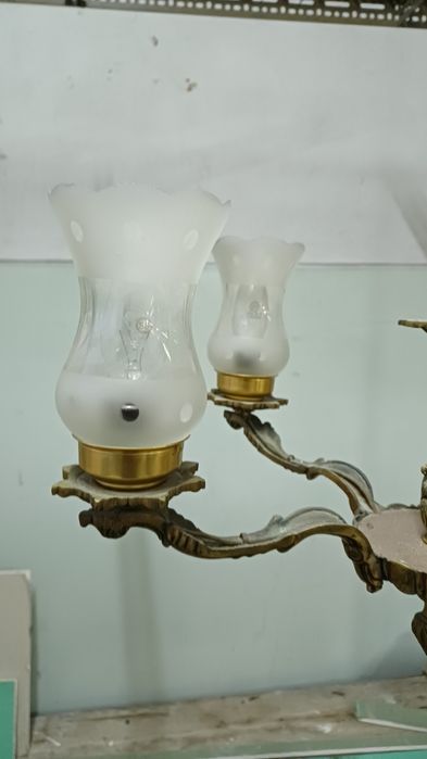 Candeeiro antigo de teto 5 tulipas