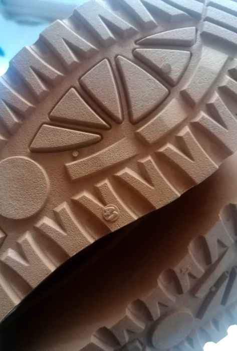 Brązowe damskie buty śniegowce mukluki kapcie 41