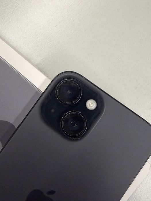 iPhone 15 Preto 256GB