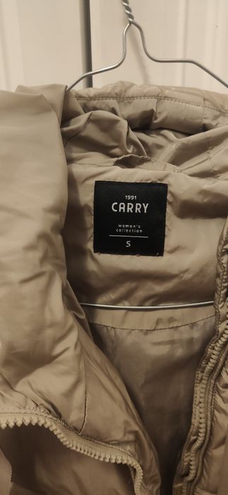 Kurtko płaszcz rozmiar s firmy carry