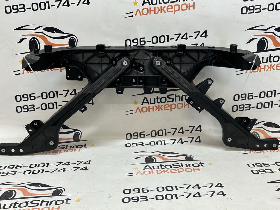 Передняя панель телевизор Tesla Model Y