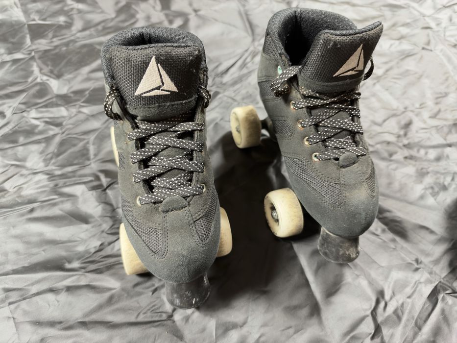 Patins Azmed N.35