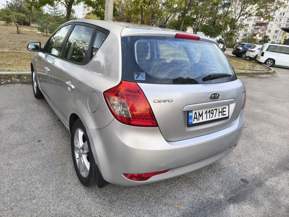 Kia Ceed 1.6 CRDi 2010