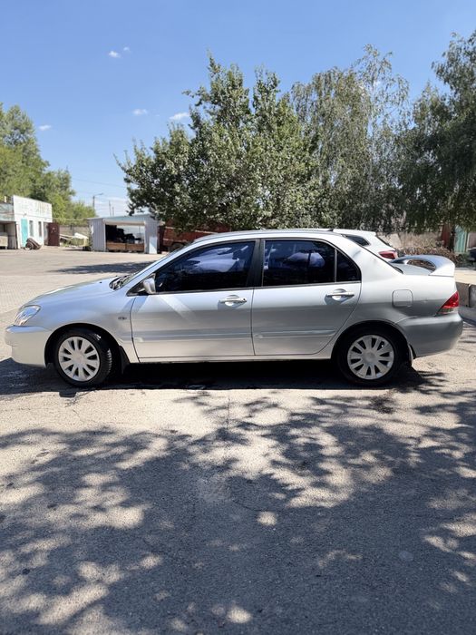 Mitsubishi lancer 9 1.6