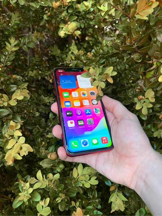 Продам iPhone XR на 256 Gb Neverlock ТЕРМІНОВО!