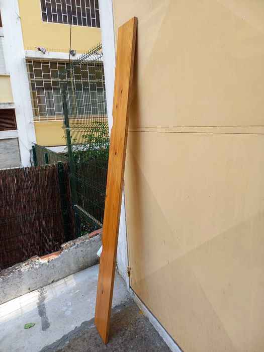 Prateleira Grande em Madeira com 1,94 cm