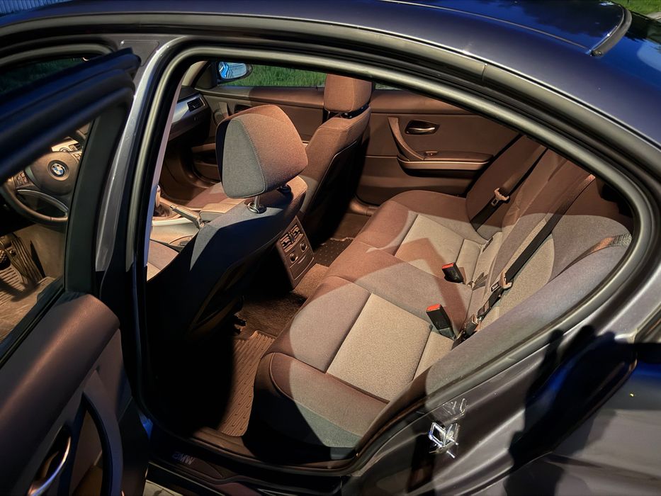 BMW Seria 3 E90 318D