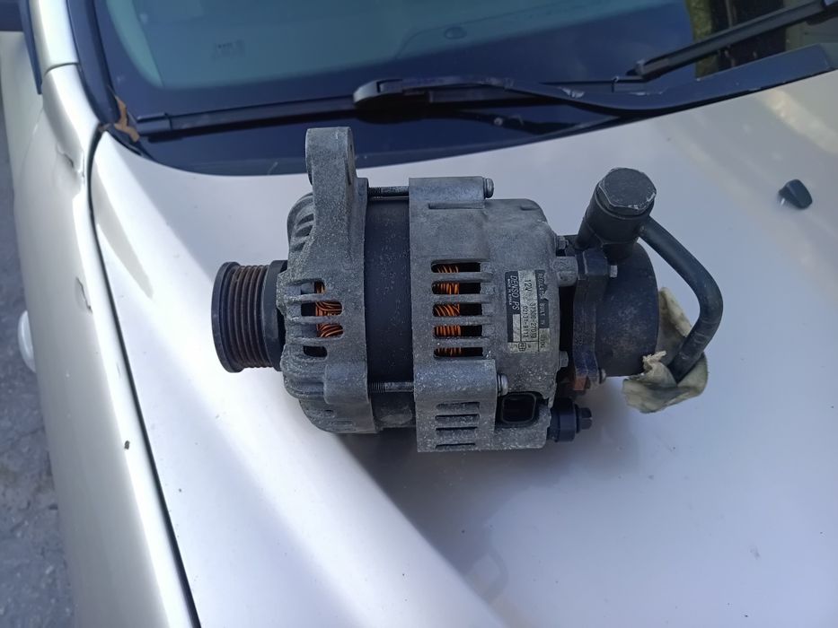 Генератор Hyundai Santa Fe 2 оригинал