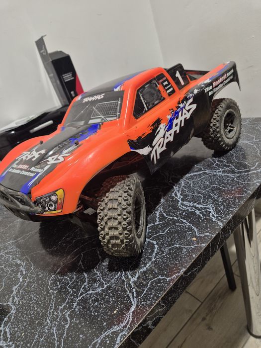Traxxas slash VXL 4x4 3s (2-4s) GTR (nie arrma senton)