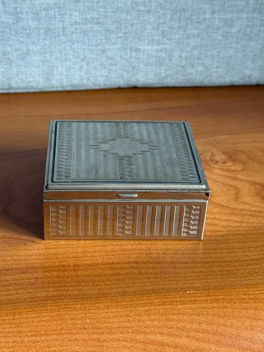 Puzderko/Tabakierka Giloszowana Przedwojenna