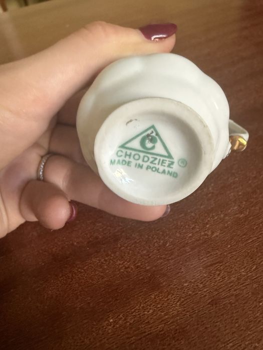 Mlecznik porcelanowy Chodzież – PRL, dekor kwiatowy