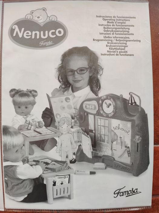 Nenuco bonecas e quadro