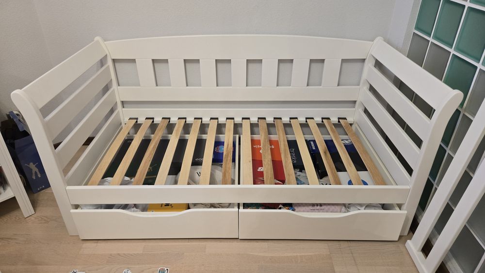 Детская кровать 80х160 Тедди 1-спальная (бук) Луна белая с матрасом