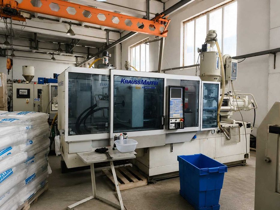 KraussMaffei KM 150-700 C1 Термопластавтомат 150 тонн