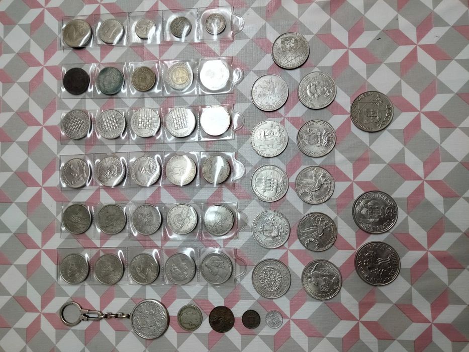 Moedas antigas de colecao