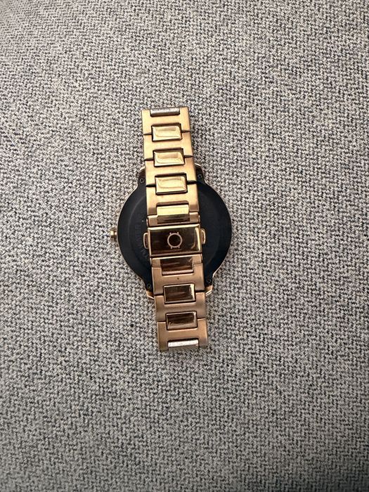 ONE Slim Gold Link Smartwatch