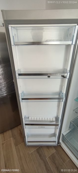 Frigorífico + Arca vertical Bosh A+++