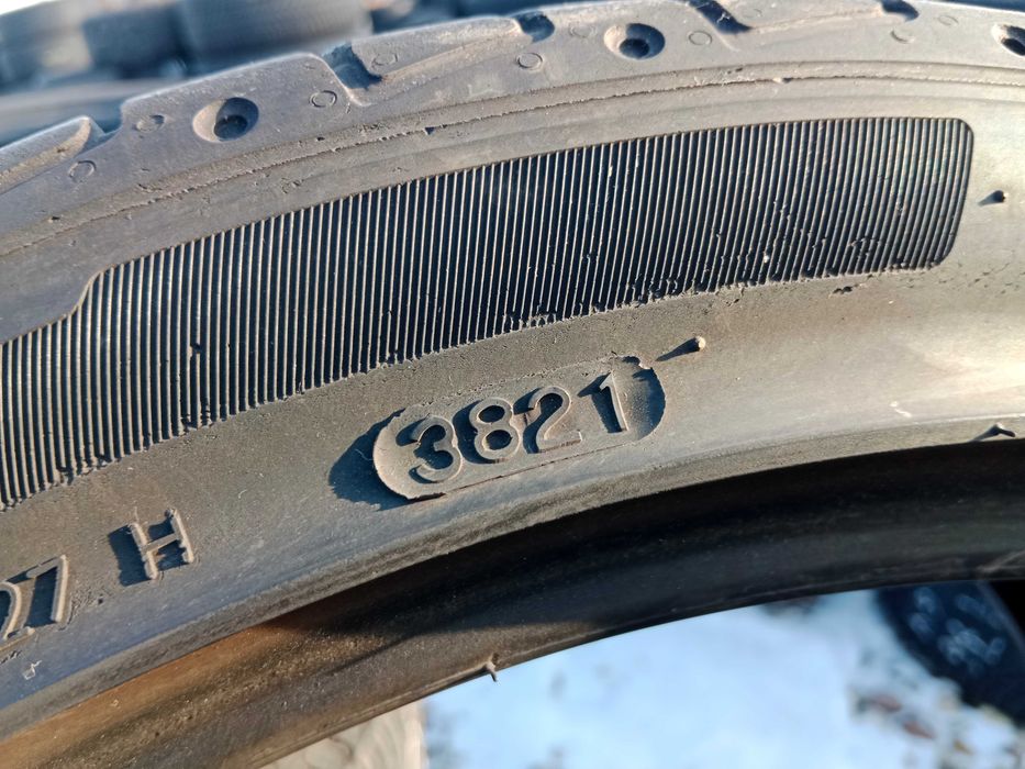 Opona używana 235/40R19 Hankook Ventus S1evo2 1szt.