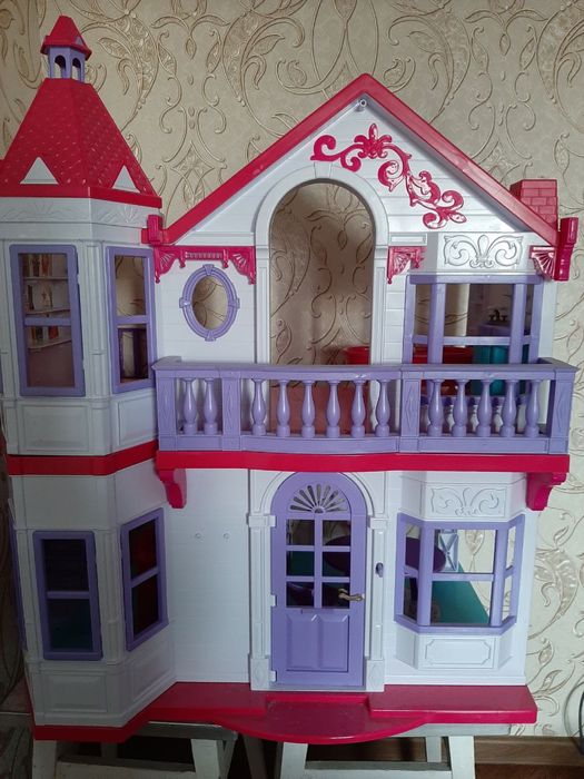 Ляльковий будиночок для Барбі