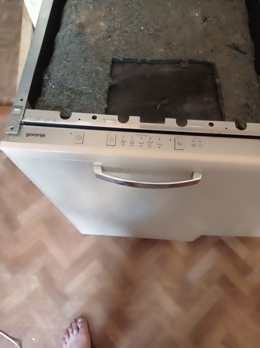 Продам посудомойу Индезит