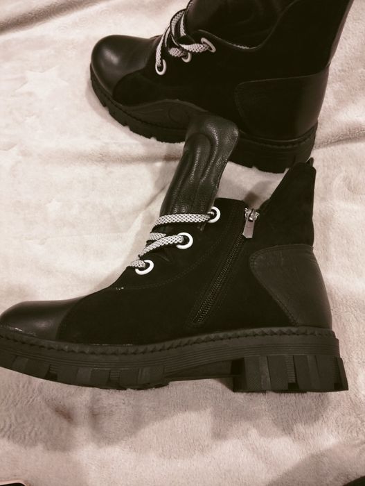 Жіночі зимові чоботи