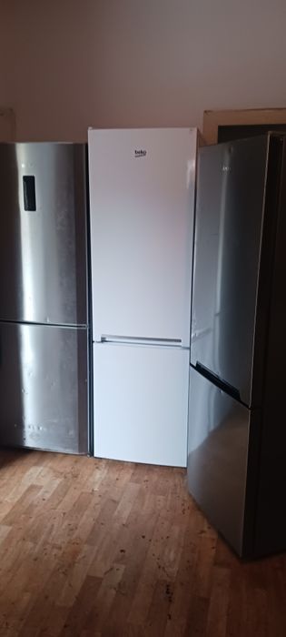 Lodówka Amica Wysokość 170 cm Możliwość transportu