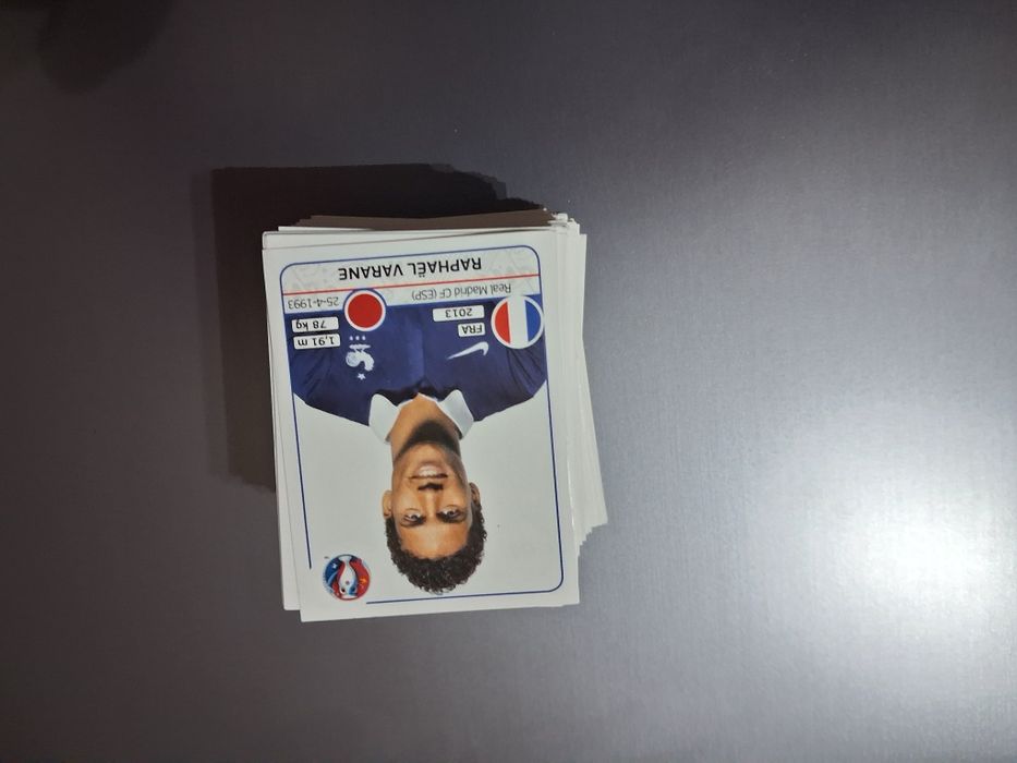 Varios cromos de colecoes