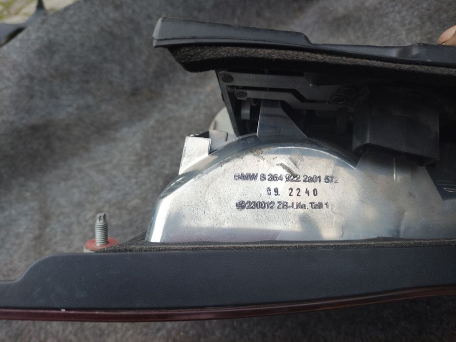 Faróis traseiros e Ótica direito BWM Série 3 1999{Originais}