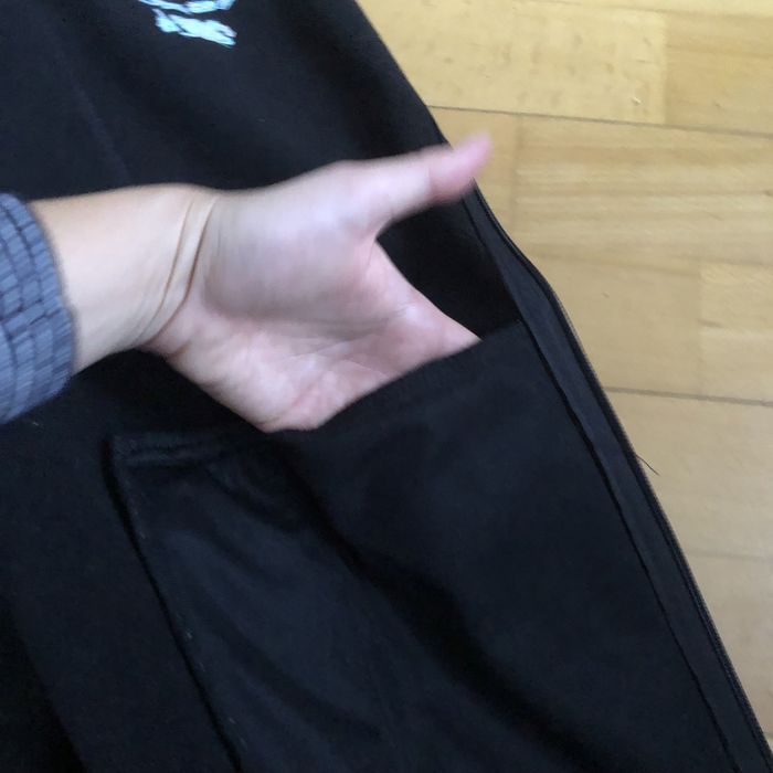 Czarny softshell