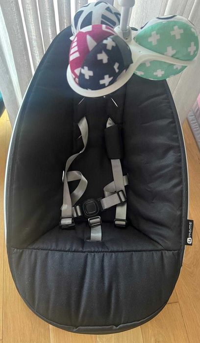 Espreguiçadeira Mamaroo 4moms 5.0 + redutor