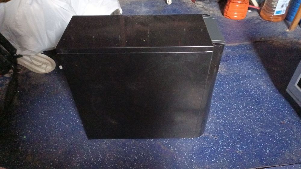 Продам компютор Asus