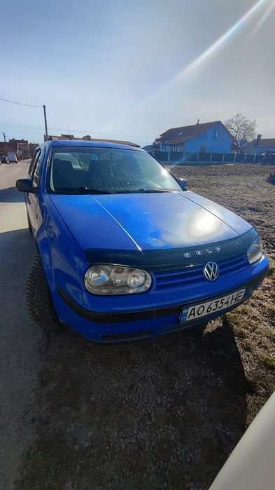 Продам , Фольксваген гольф 1.6 б.
