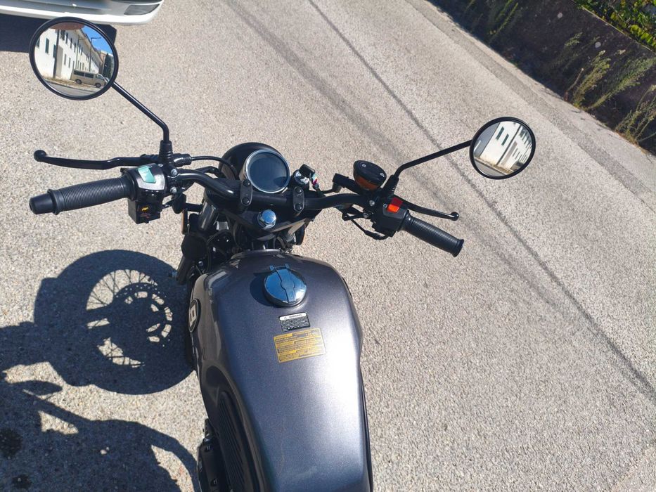 Vendo Mota Bullit Bluroc 125 GS
