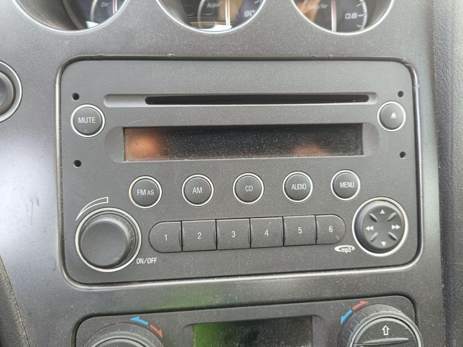 Sistema De Áudio Rádio Cd Alfa Romeo 159 140