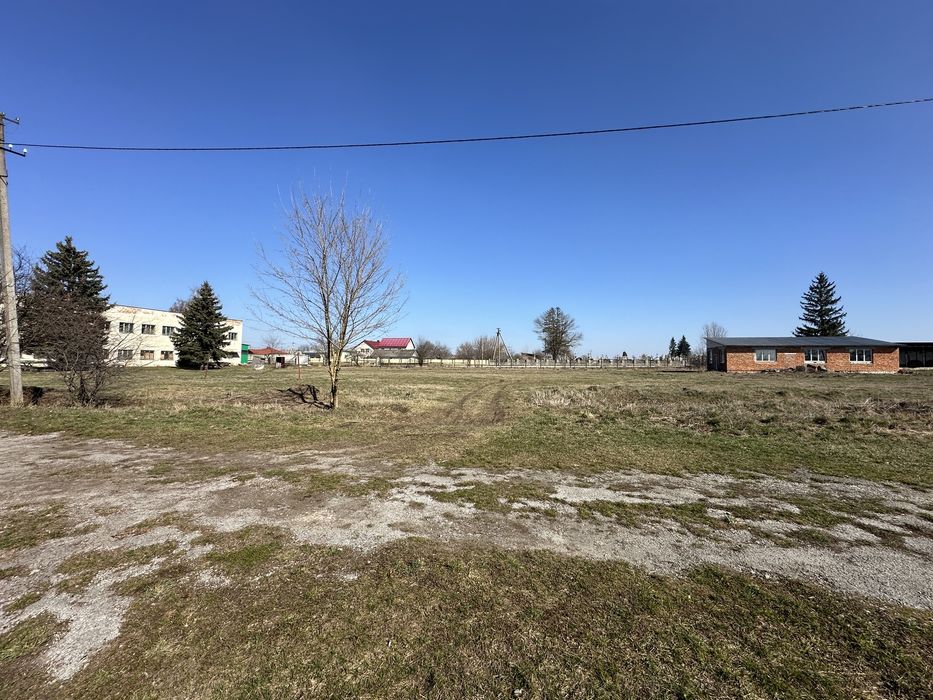 Оренда приміщення вільного призначення в пригороді Тернополя.