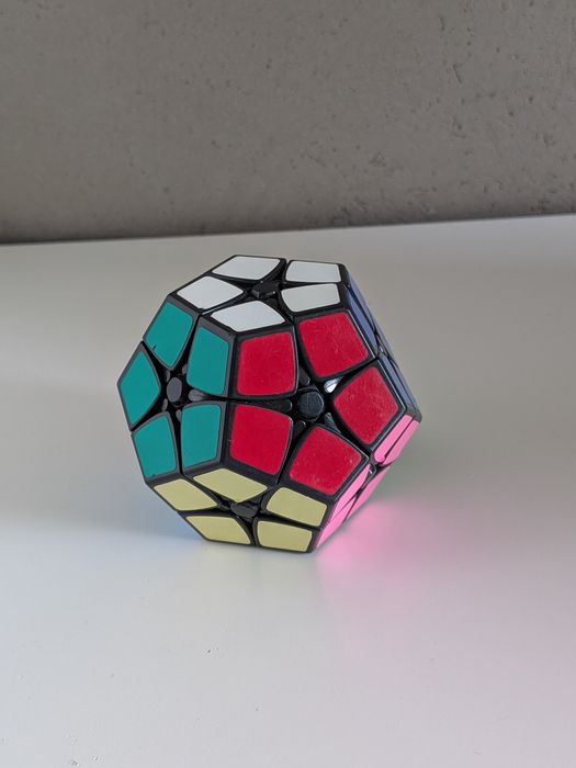 Kostka Rubika megaminx 2x2