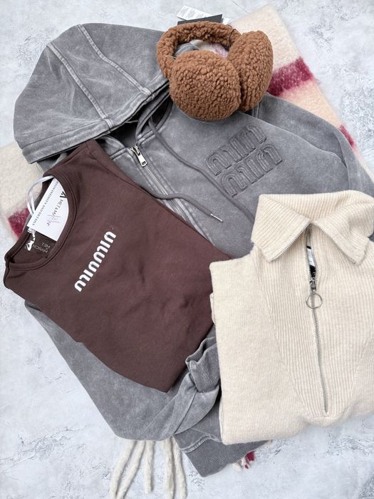 Лоти одягу за розміром .