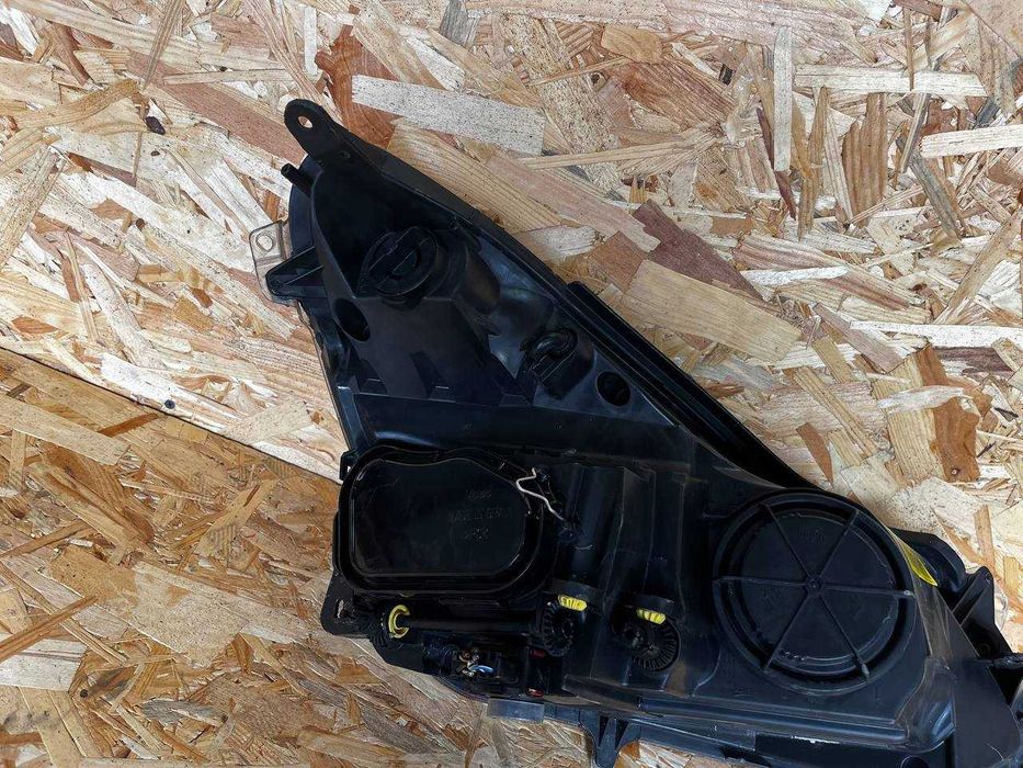 Фара передня ліва левая Opel Corsa D Опель Корса Д Дорестайл Оригінал