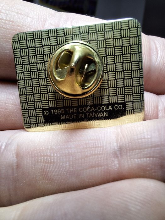 Coca-Cola pin vintage