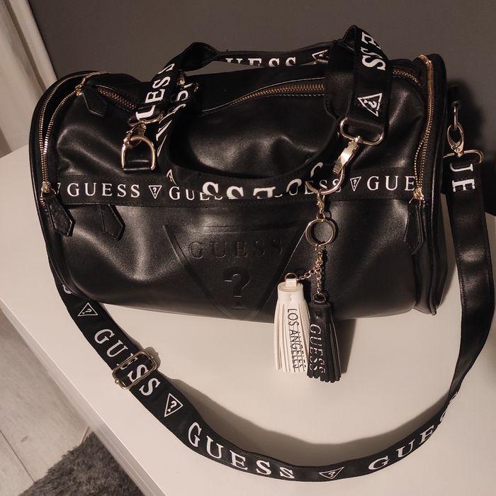 Torba podróżna guess hologram pakowana czarna