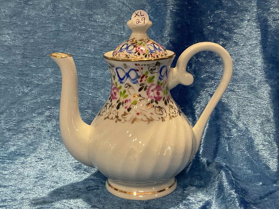 Pote de café porcelana Ema anúncios abaixo