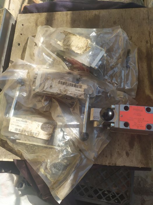 Гидрораспределитель